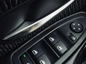 BMW 320i F30   Fab 03.2013  2.0 BENZINA 184CP   EURO 5