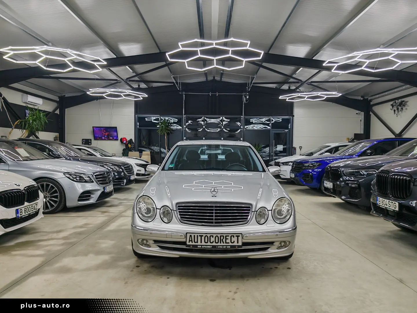 Mercedes E 220 Avantgarde Xenon 1 proprietar Stare originala