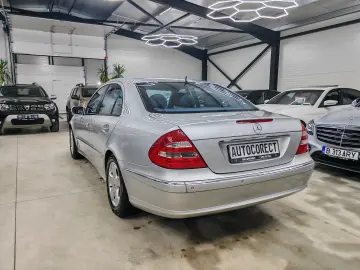 Mercedes E 220 Avantgarde Xenon 1 proprietar Stare originala