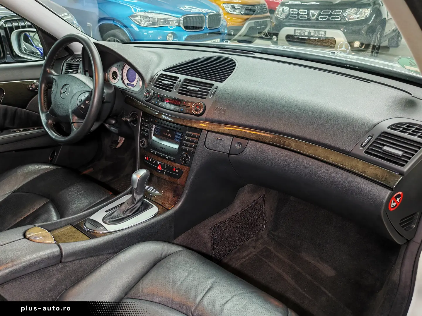 Mercedes E 220 Avantgarde Xenon 1 proprietar Stare originala