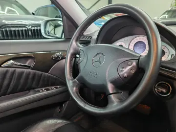 Mercedes E 220 Avantgarde Xenon 1 proprietar Stare originala