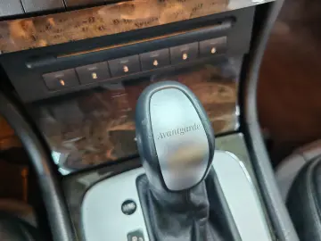 Mercedes E 220 Avantgarde Xenon 1 proprietar Stare originala