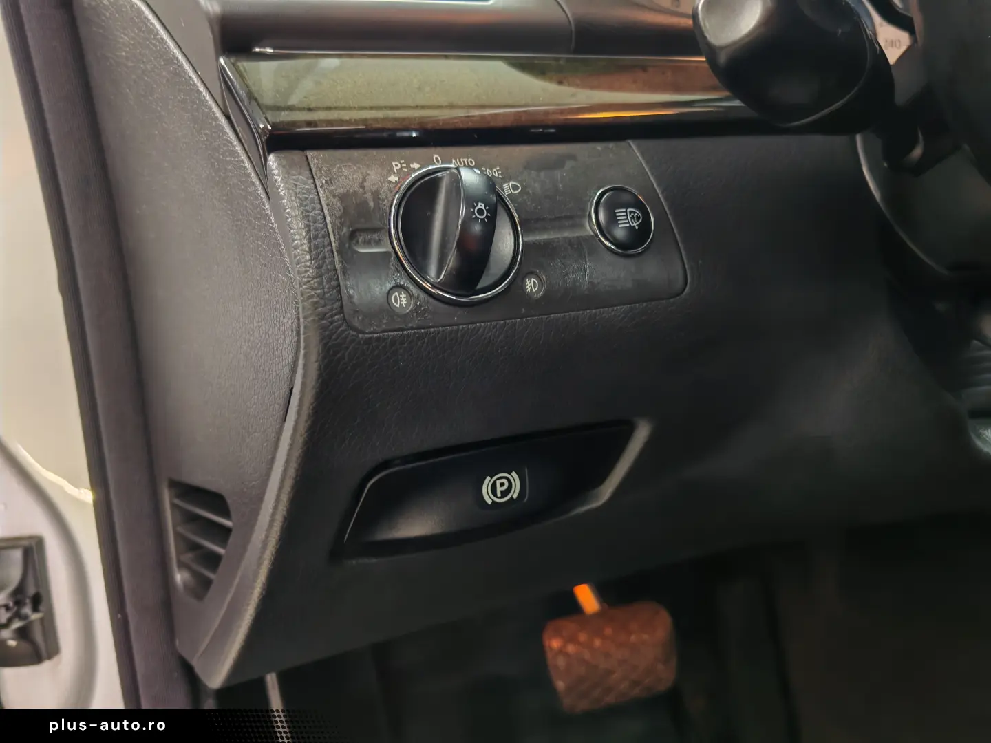 Mercedes E 220 Avantgarde Xenon 1 proprietar Stare originala