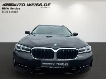 BMW 520 dA LEDER LASER ACC HUD SPORTSITZ SHZ DAB HIF