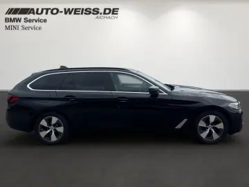 BMW 520 dA LEDER LASER ACC HUD SPORTSITZ SHZ DAB HIF