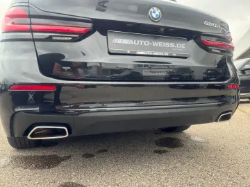 BMW 520 dA LEDER LASER ACC HUD SPORTSITZ SHZ DAB HIF