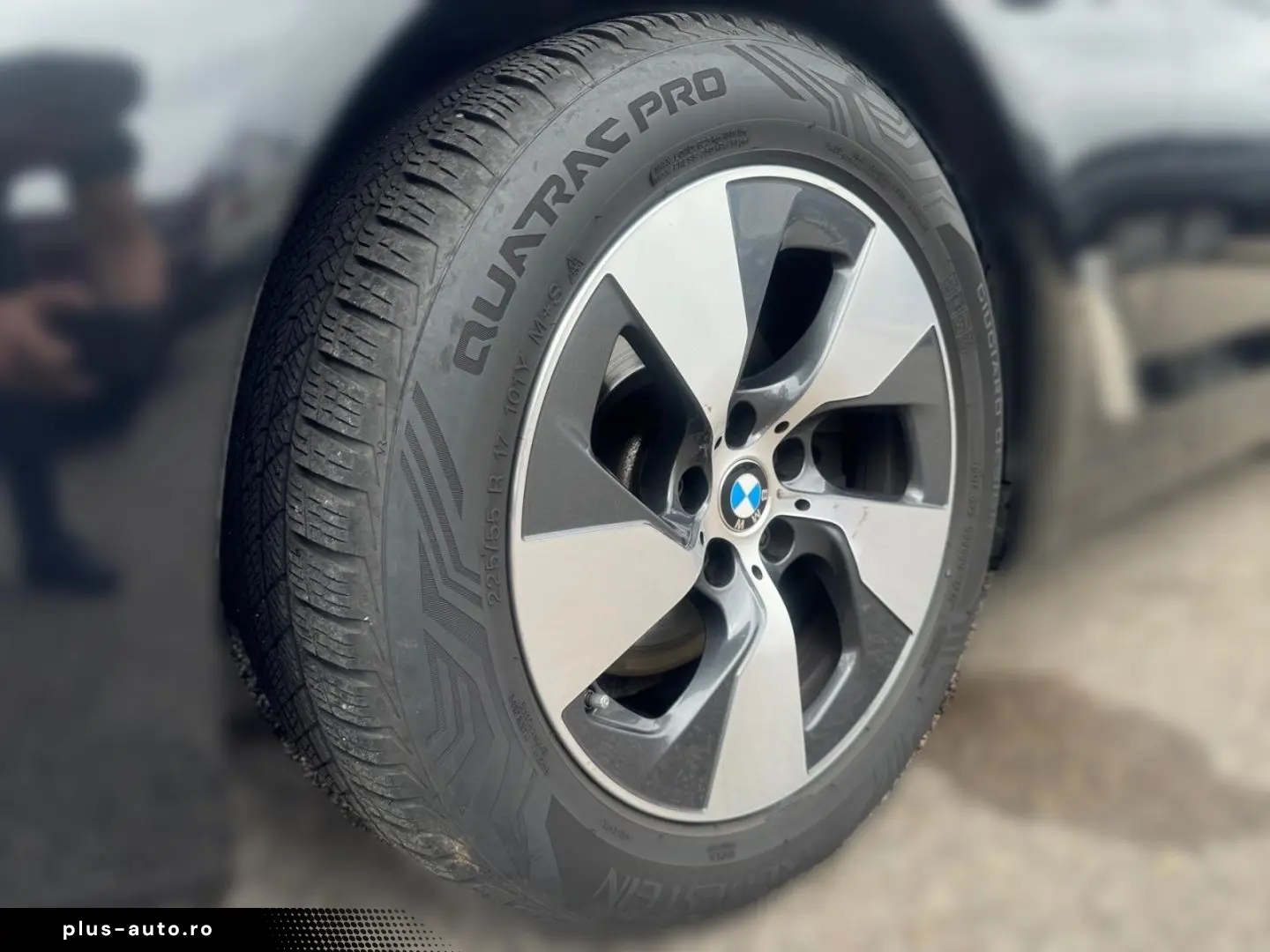 BMW 520 dA LEDER LASER ACC HUD SPORTSITZ SHZ DAB HIF