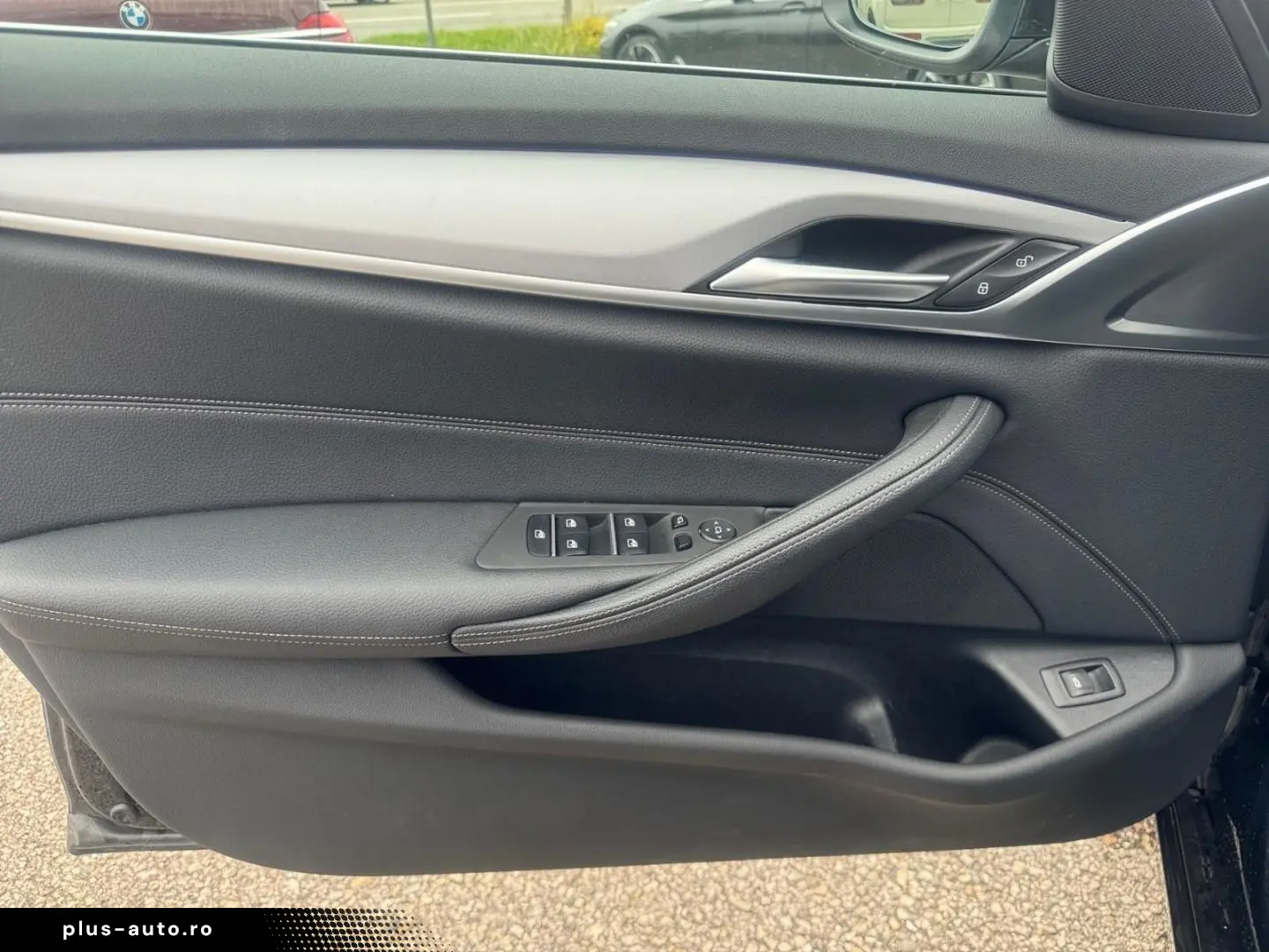 BMW 520 dA LEDER LASER ACC HUD SPORTSITZ SHZ DAB HIF