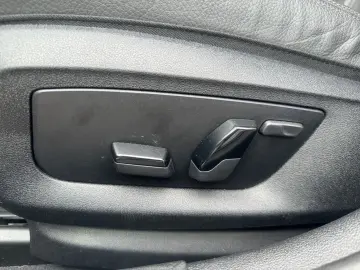 BMW 520 dA LEDER LASER ACC HUD SPORTSITZ SHZ DAB HIF