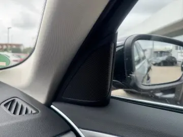 BMW 520 dA LEDER LASER ACC HUD SPORTSITZ SHZ DAB HIF