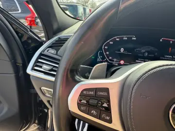 BMW X6 xDrive 40 d M Sportpaket M Sitze Carbon SKY