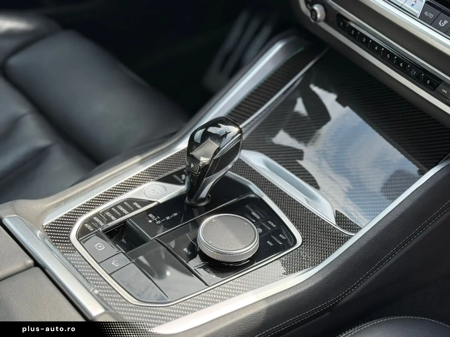 BMW X6 xDrive 40 d M Sportpaket M Sitze Carbon SKY