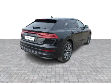 Audi Q8 50 TDI quattro Sline