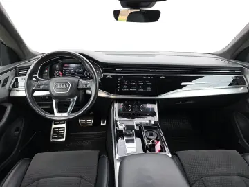 Audi Q8 50 TDI quattro Sline