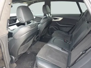 Audi Q8 50 TDI quattro Sline