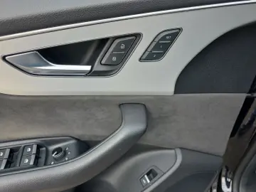 Audi Q8 50 TDI quattro Sline