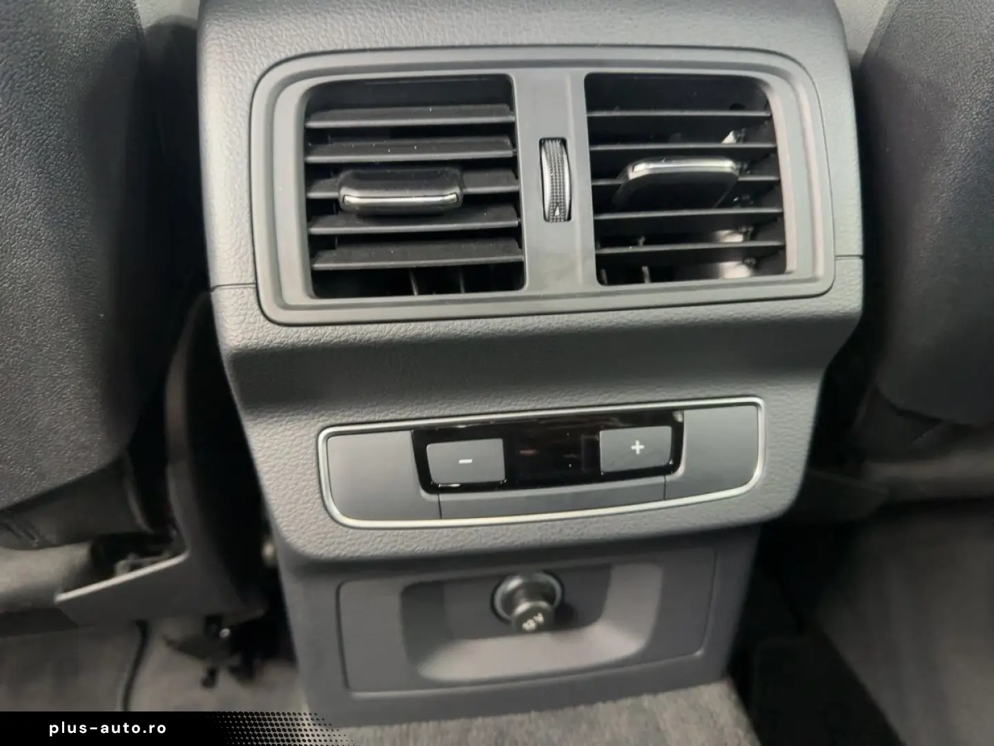 AUDI Q5 45 2.0 TFSI S line quattro S tronic AHK