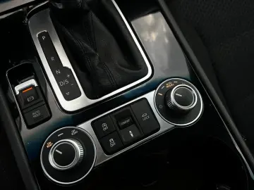 Volkswagen Touareg Gen-Ii-2010-2018