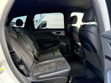 Audi Q7 Gen-4M-2015