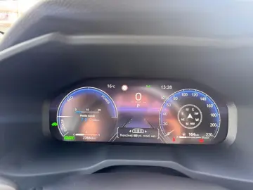 TOYOTA RAV-4 2.5  Hybrid CVT 4x2 Dynamic