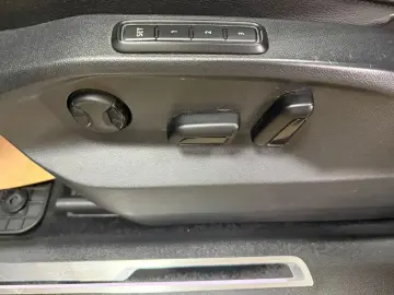 Volkswagen Tiguan 2.0 TDI SCR 4Motion DSG Sound Posibilitate