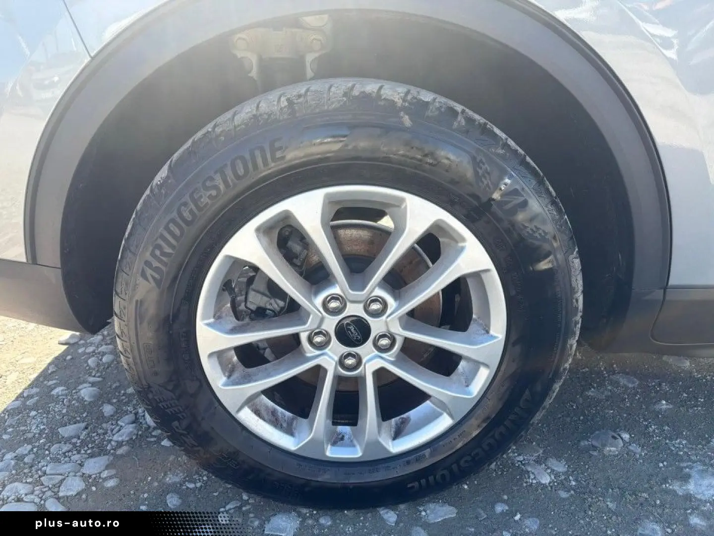 Ford Kuga 2024 - via workleto.com