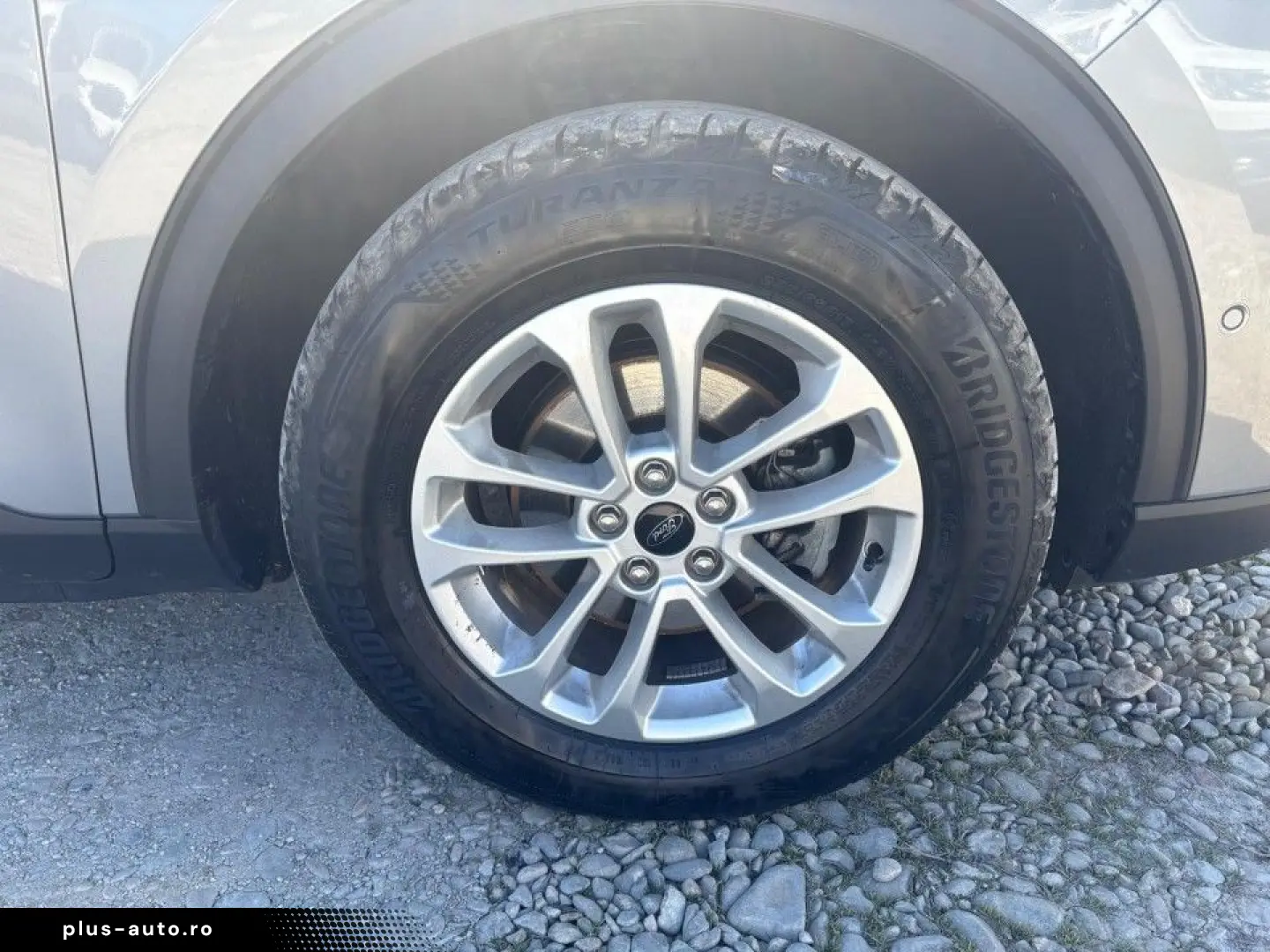 Ford Kuga 2024 - via workleto.com