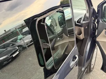 Ford Tourneo-Custom-