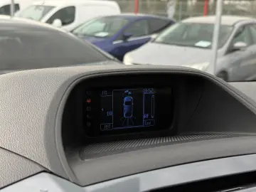 Ford Tourneo-Custom-