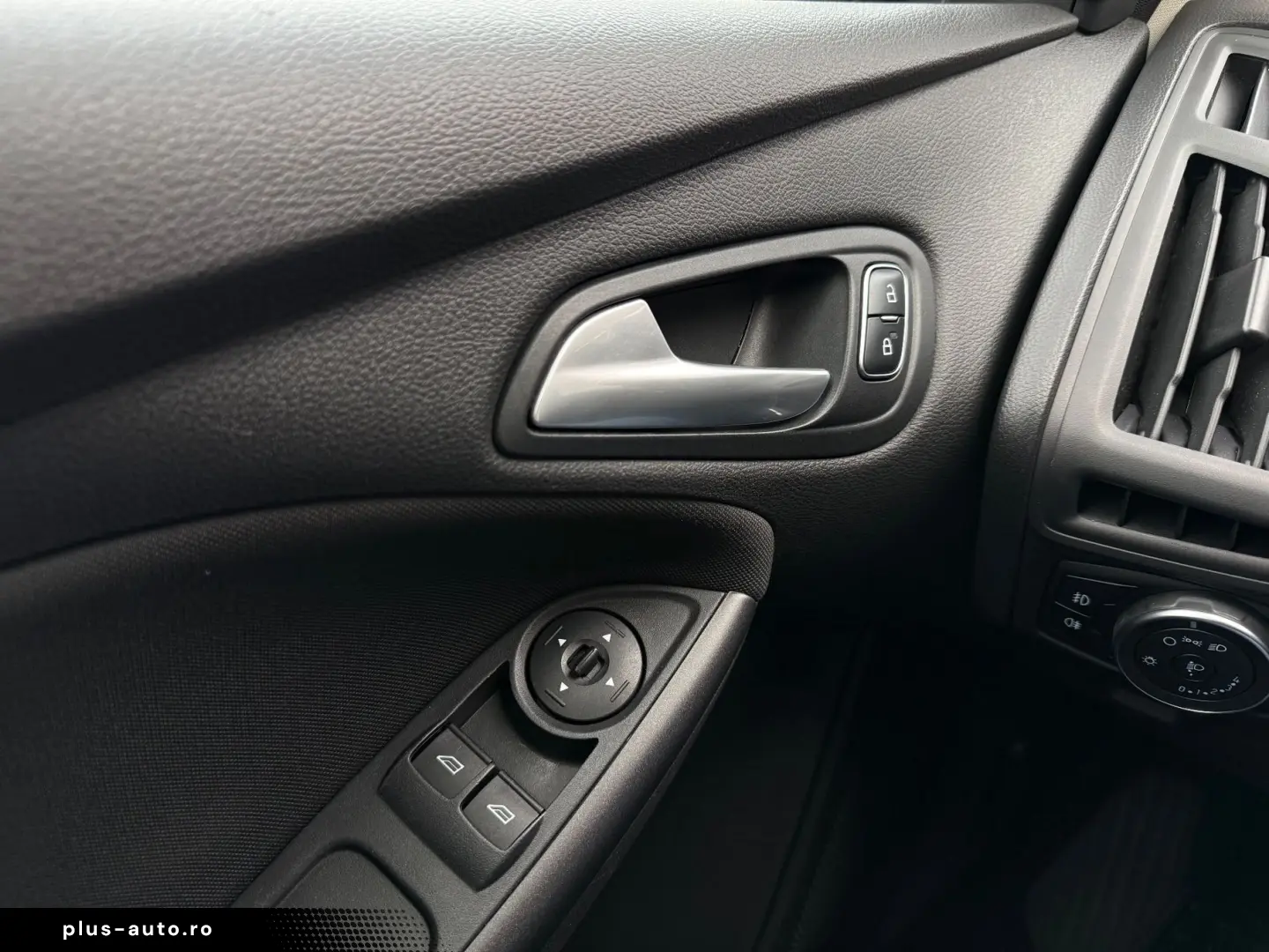 Ford Focus Gen-Iii-2010-2018