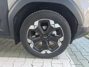 Dacia Duster 1.6 HEV 140 EXTREME