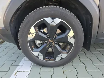 Dacia Duster 1.6 HEV 140 EXTREME