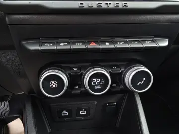 Dacia Duster SUV 1.33 150CP Prestige Orange 4WD