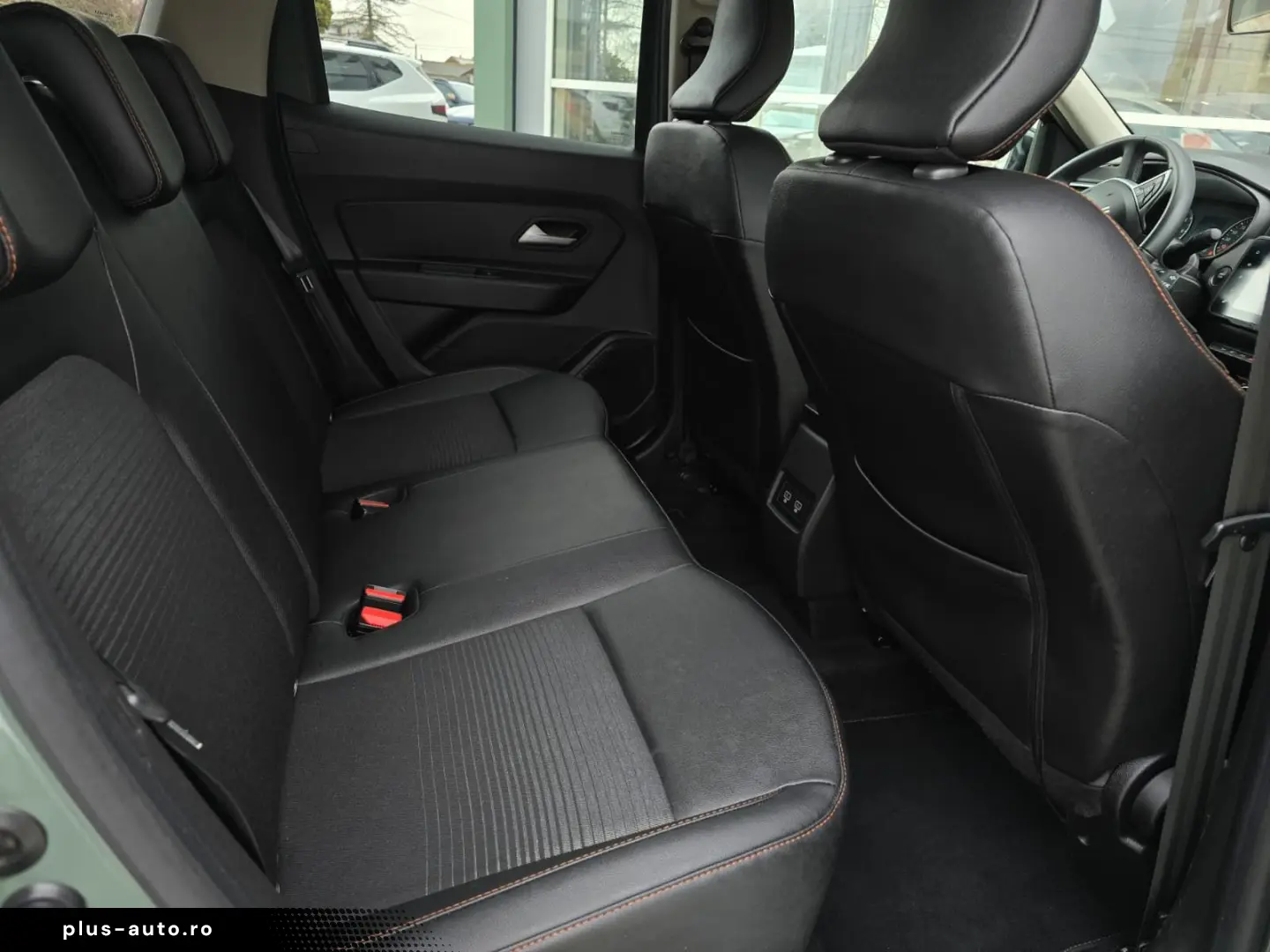 Dacia Duster SUV 1.33 150CP Prestige Orange 4WD