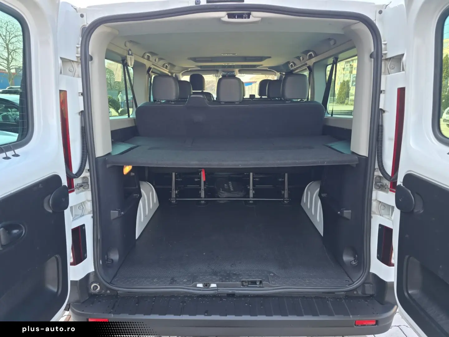 Renault Trafic 2.0 Blue dCi 150 EDC S&S L2 8 1 Zen