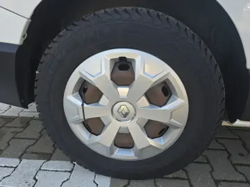 Renault Trafic 2.0 Blue dCi 150 EDC S&S L2 8 1 Zen