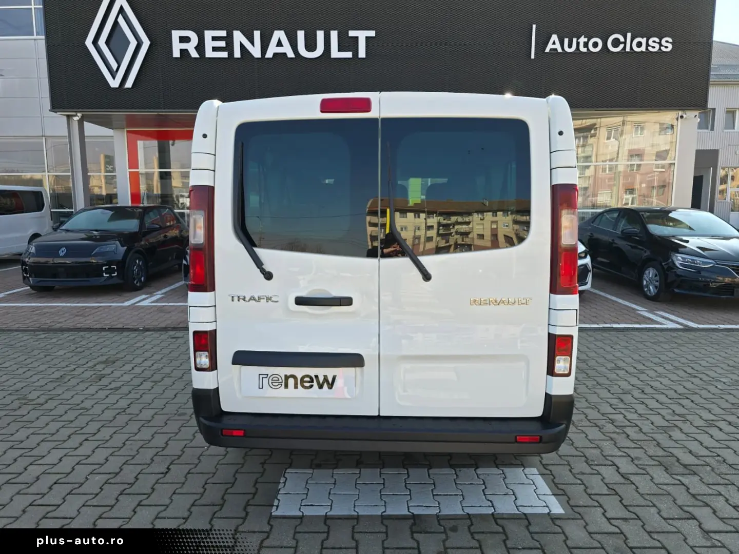 Renault Trafic 2.0 Blue dCi 150 EDC S&S L2 8 1 Zen