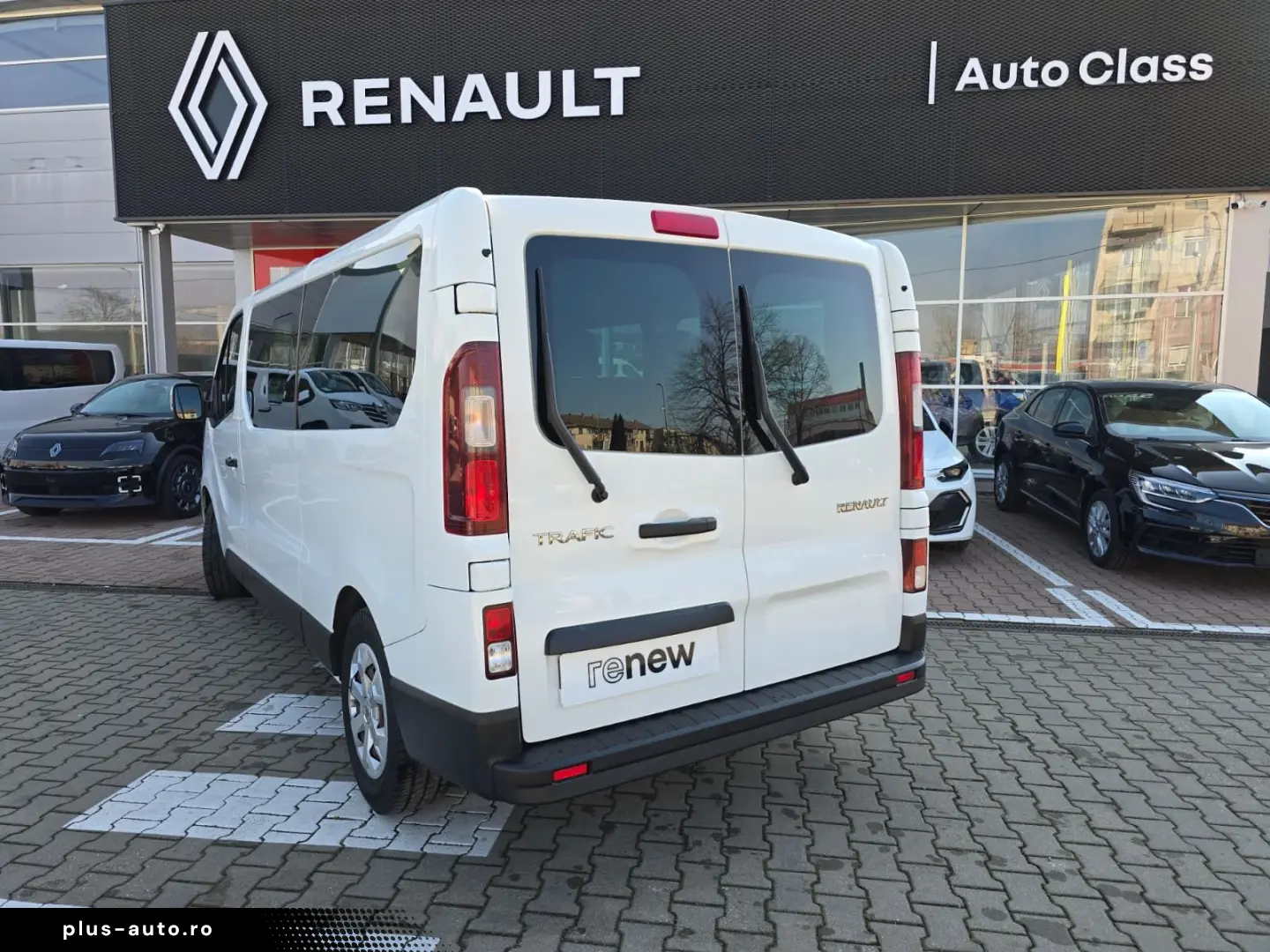 Renault Trafic 2.0 Blue dCi 150 EDC S&S L2 8 1 Zen