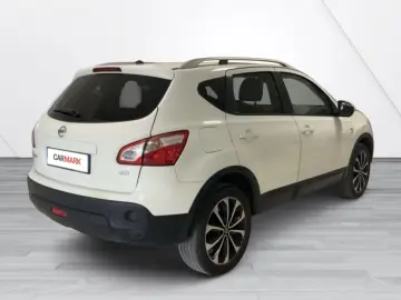 Nissan Qashqai Gen-I-2007-2014