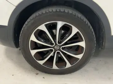 Nissan Qashqai Gen-I-2007-2014