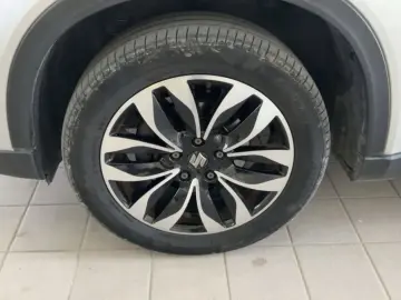 Suzuki Vitara Gen-Iv-2014