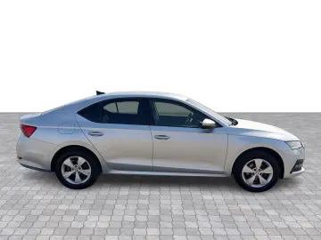 Škoda Octavia AMBITION 1.5 TSI