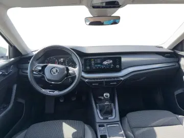 Škoda Octavia AMBITION 1.5 TSI