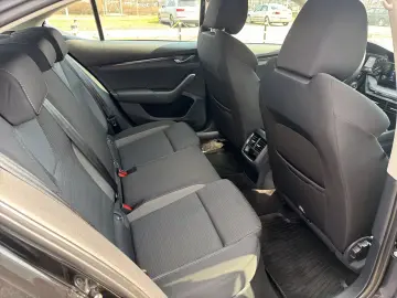 Škoda Octavia AMBITION 2.0 TDI DSG