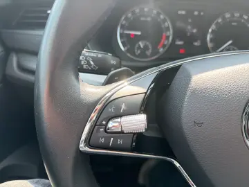 Škoda Octavia AMBITION 2.0 TDI DSG