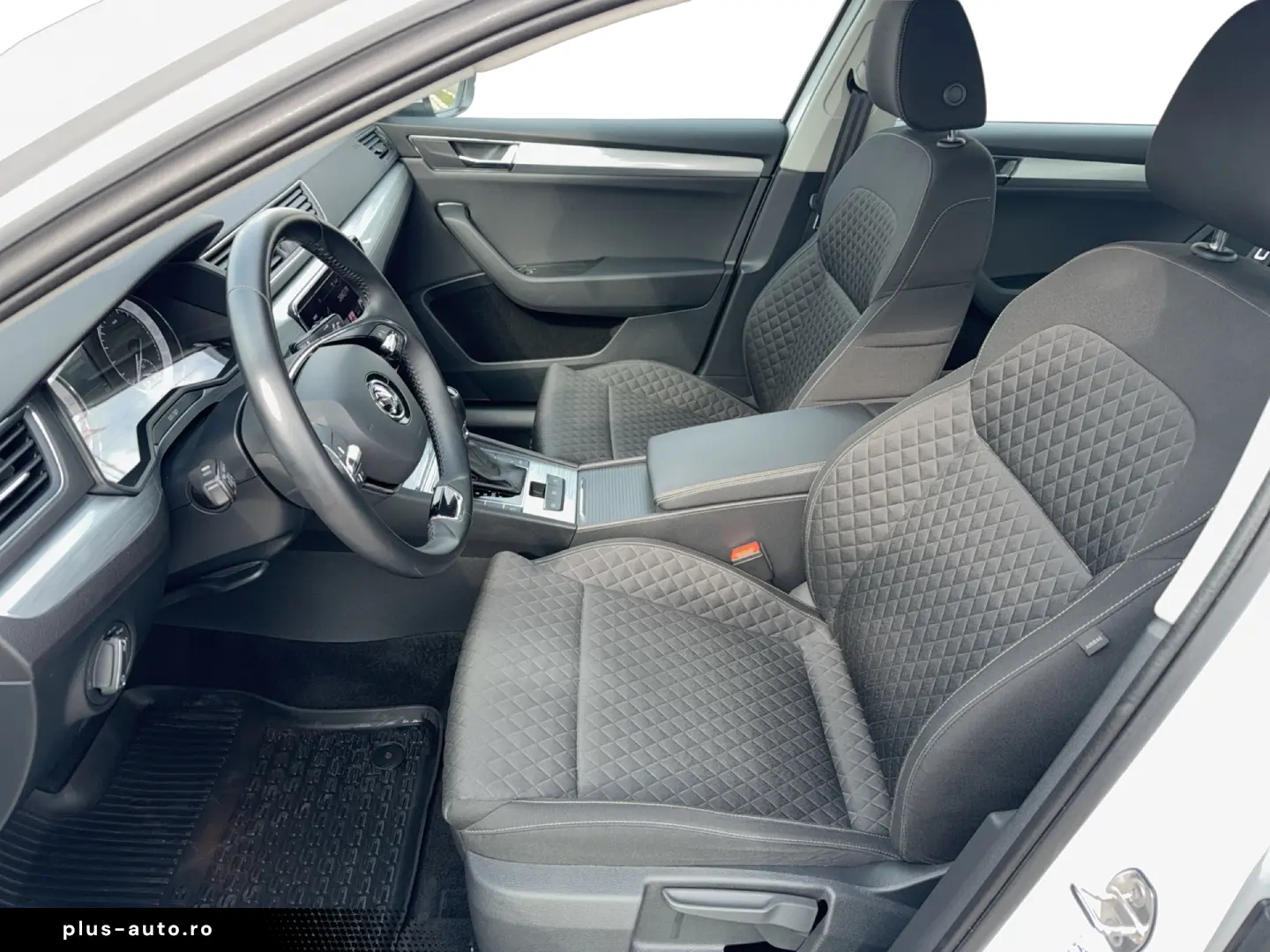 Škoda Superb AMBITION 2.0 TDI DSG