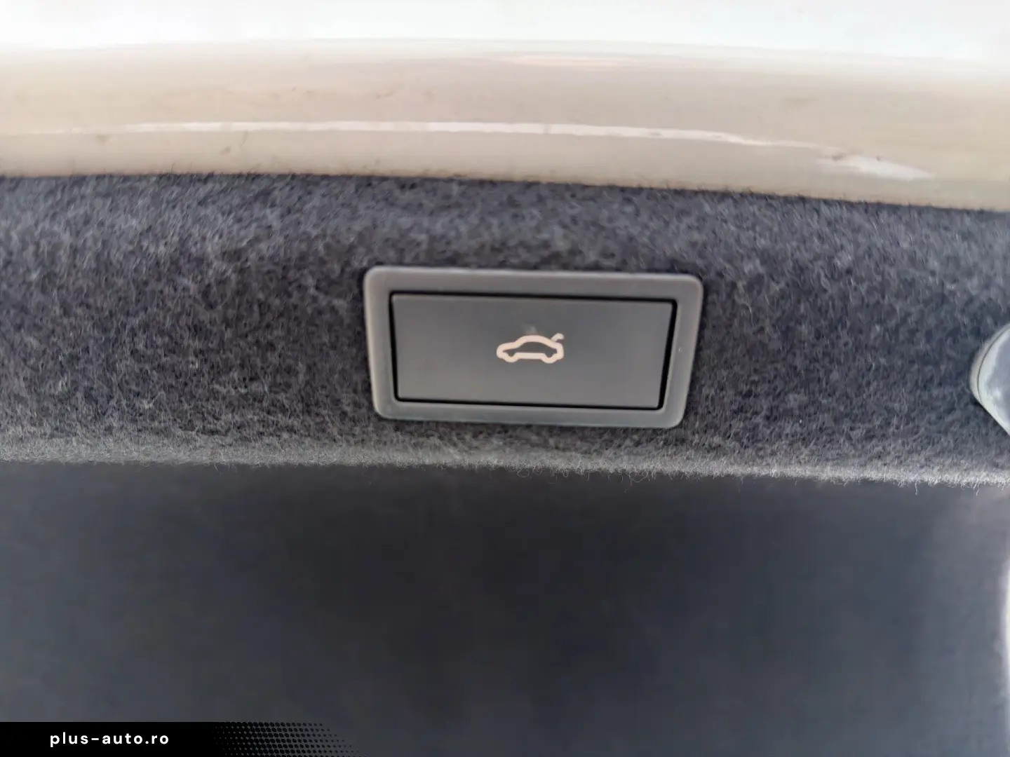 Škoda Superb AMBITION 2.0 TDI DSG