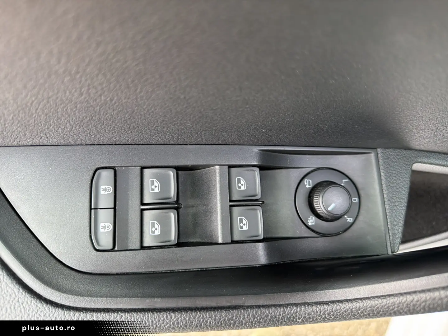 Škoda Superb AMBITION 2.0 TDI DSG