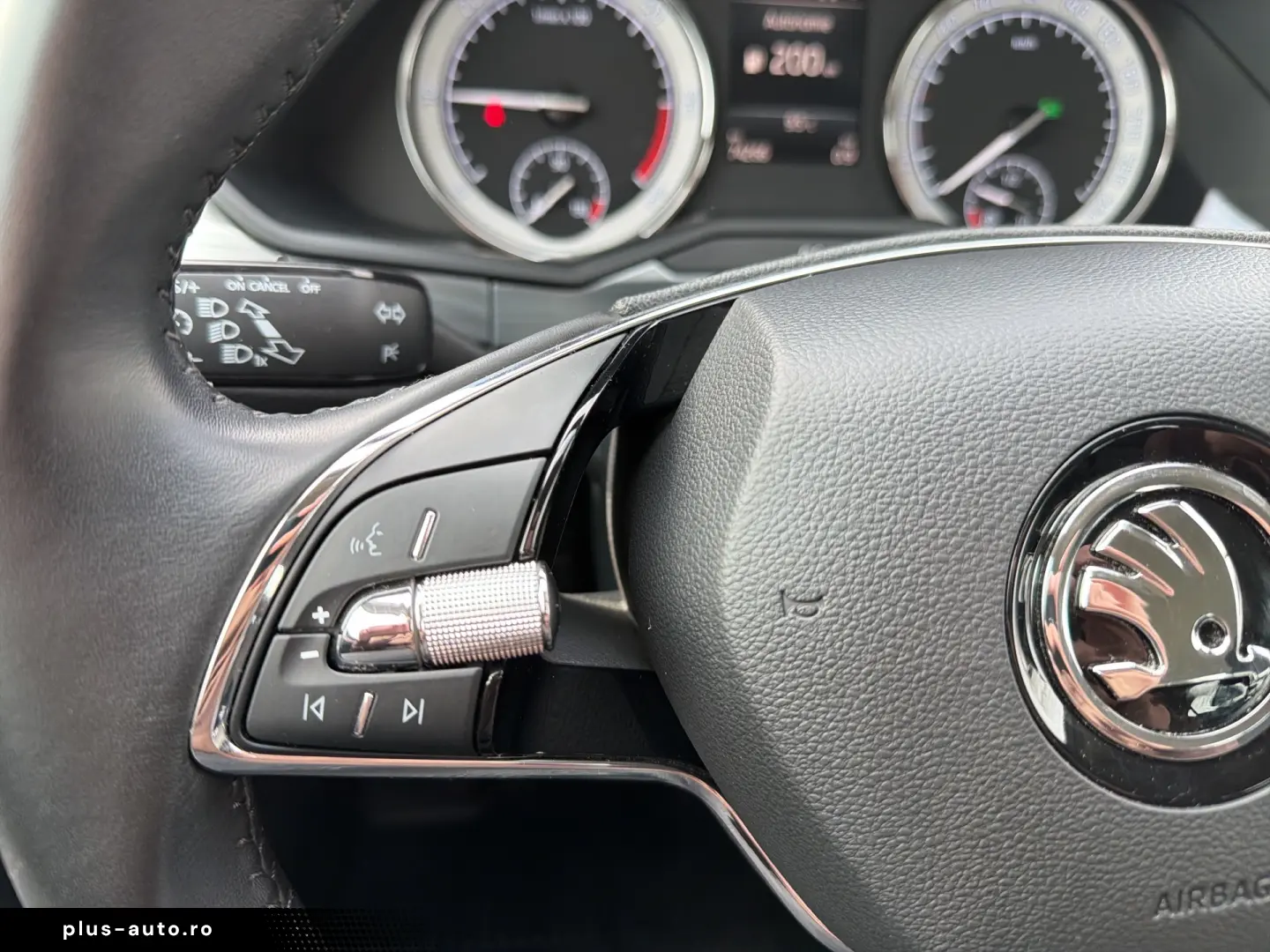 Škoda Superb AMBITION 2.0 TDI DSG