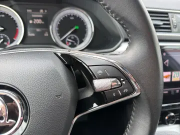 Škoda Superb AMBITION 2.0 TDI DSG